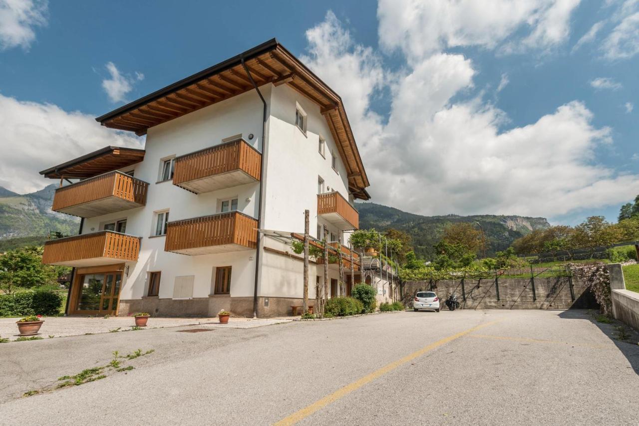 Casa Core San Lorenzo Dorsino Esterno foto